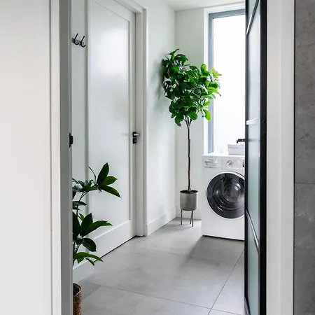 Xl Newly Built Nature Villa, Wifi Appartement