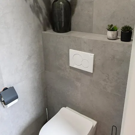 Xl Newly Built Nature Villa, Wifi *