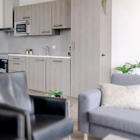 Apartman 4-bed Kitchen Free Parking *