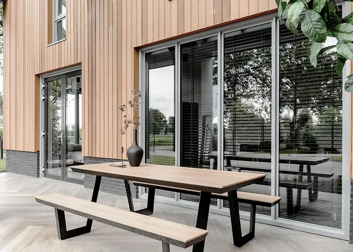 4-bed Kitchen Free Parking *